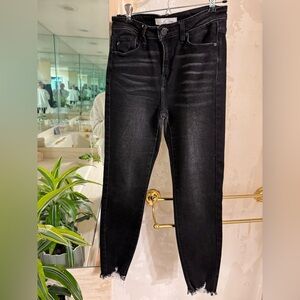 KanCan distressed skinny jean